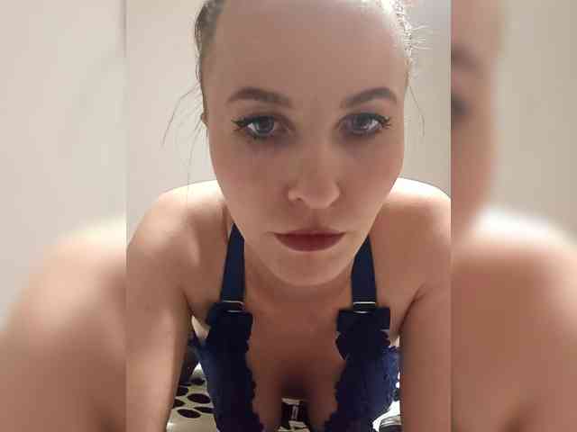 Tanya-start webcam