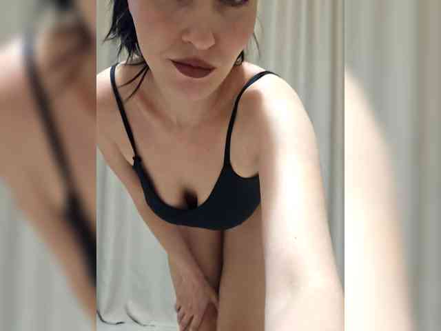 Tanya-start webcam
