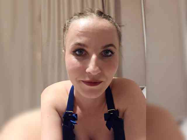Tanya-start webcam