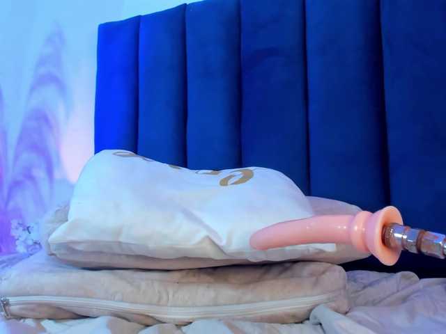 le modèle -Anette est en webcam porno dans un show sur le site bongacams, il possède les tags suivants: Latino/Hispanic,Brunette,Shaved