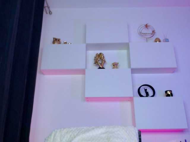 arianatattoos's BongaCams show and profile