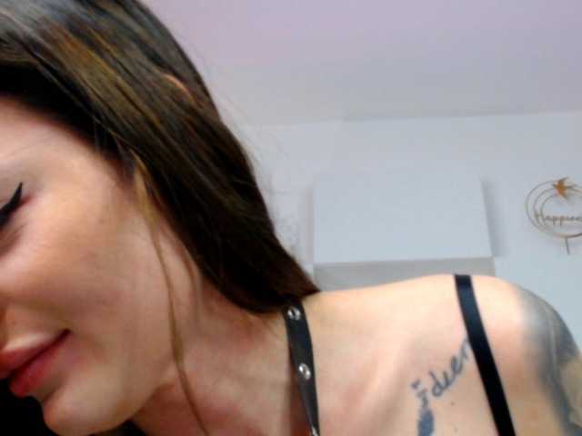 arianatattoos's BongaCams show and profile