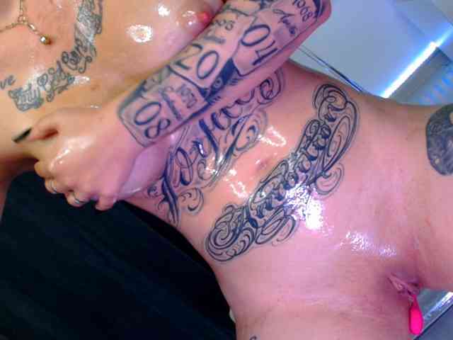 arianatattoos webcam