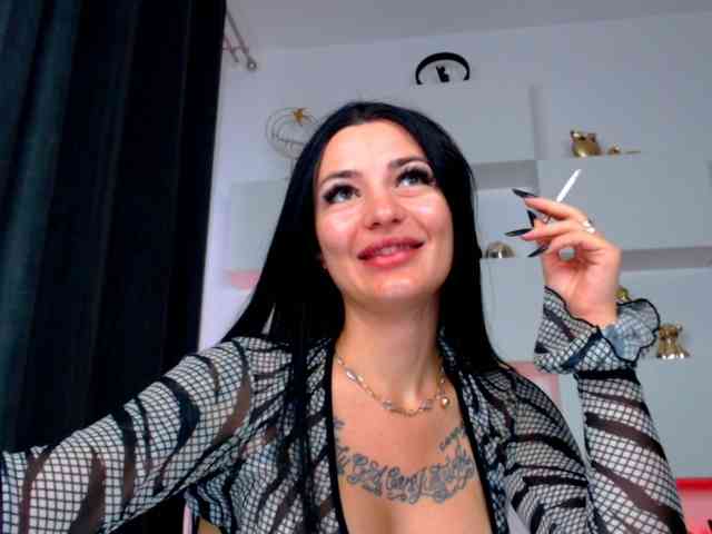 arianatattoos webcam