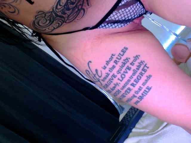 arianatattoos webcam