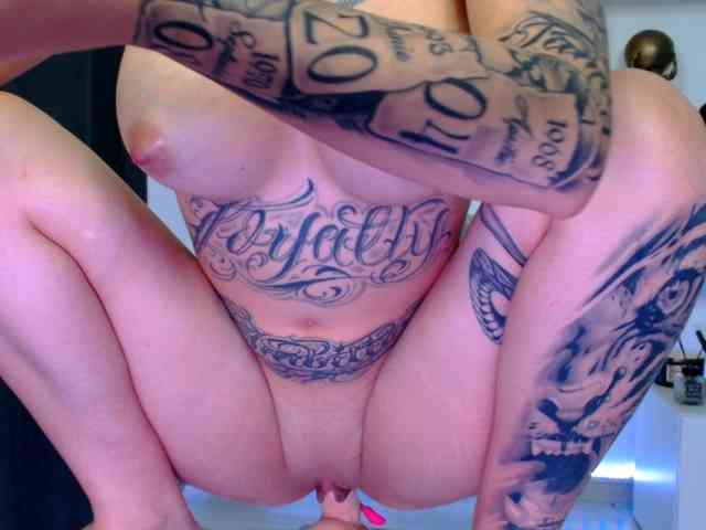 arianatattoos webcam
