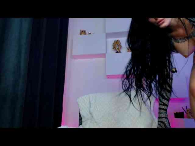 arianatattoos webcam