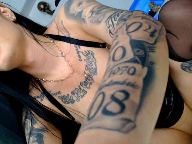 arianatattoos arianatattoos