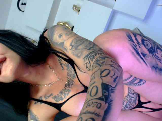 arianatattoos