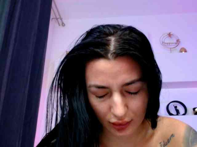 arianatattoos webcam