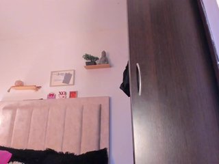 Avaline-blanc Porn Show