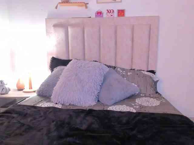 Avaline-blanc webcam