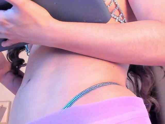 Avaline-blanc webcam