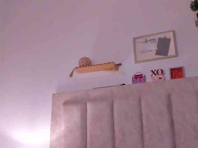 Avaline-blanc webcam