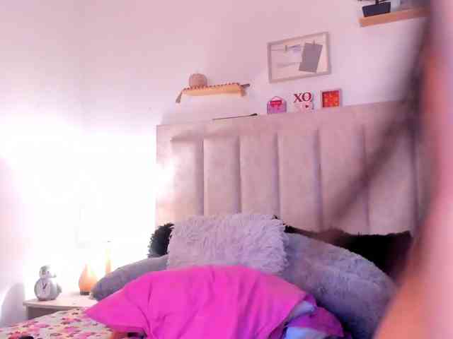 Avaline-blanc webcam