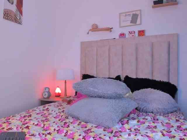 Avaline-blanc webcam