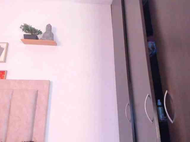Avaline-blanc webcam