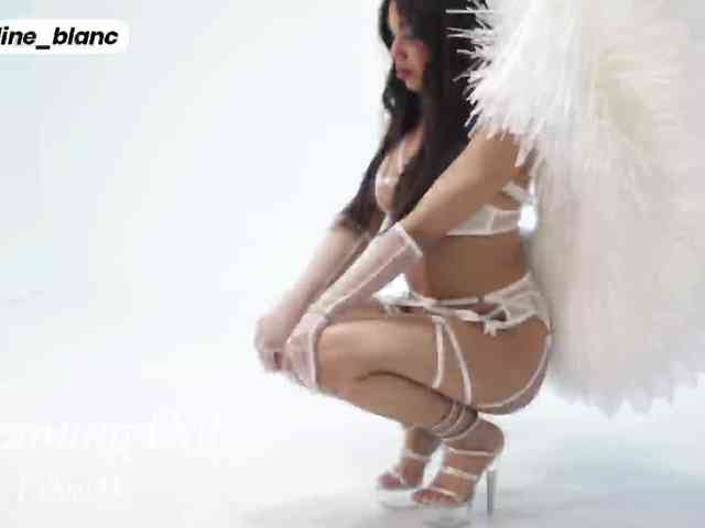 Avaline-blanc webcam