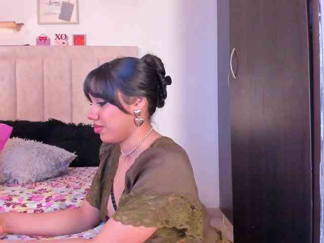 Avaline-blanc webcam