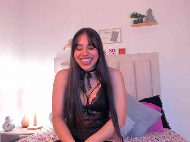 Avaline-blanc webcam