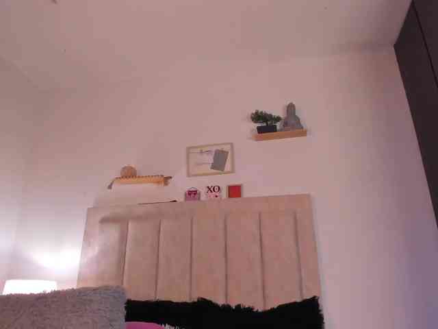 Avaline-blanc webcam