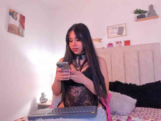 Avaline-blanc webcam