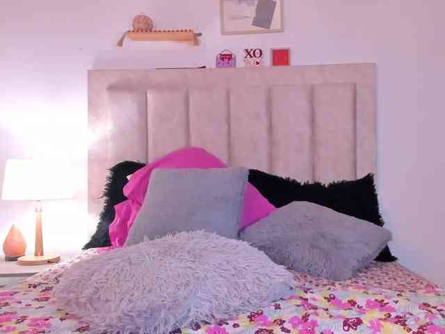 Avaline-blanc webcam