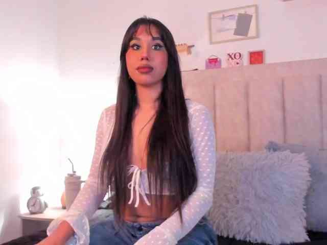 Avaline-blanc webcam