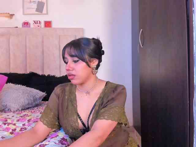 Avaline-blanc webcam