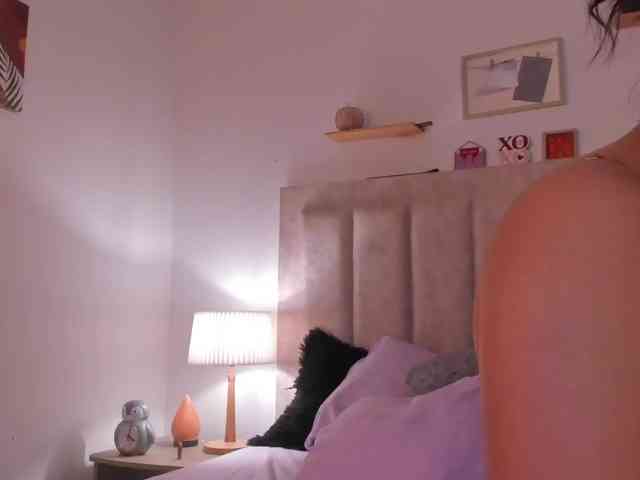 Avaline-blanc webcam