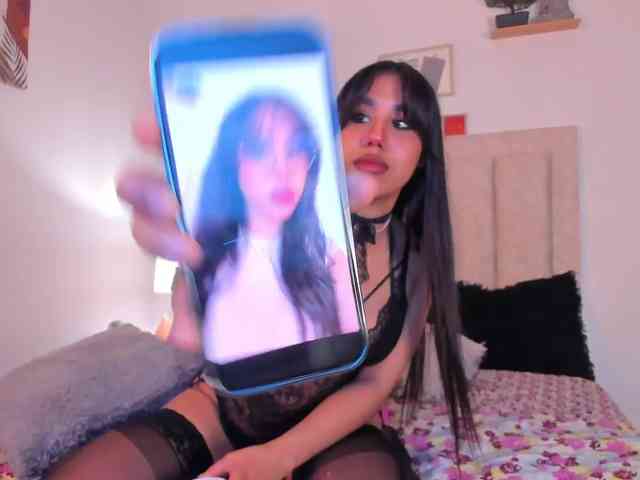 Avaline-blanc webcam