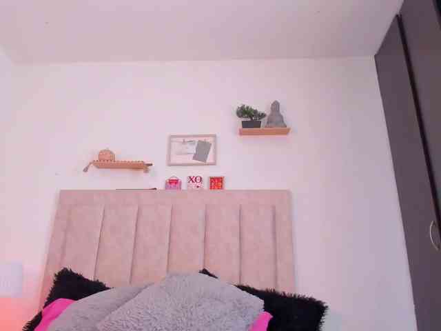 Avaline-blanc webcam