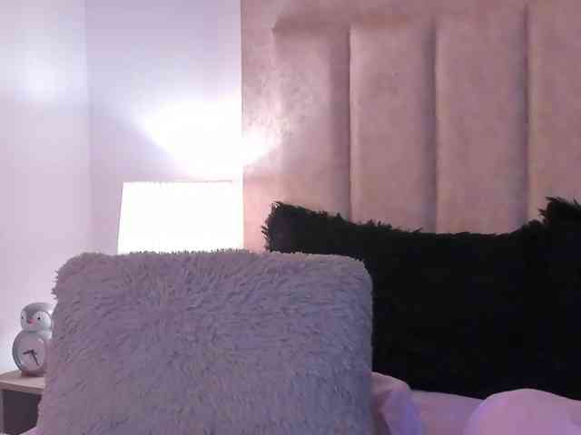 Avaline-blanc webcam