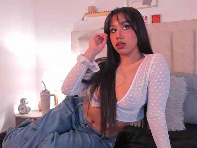 Avaline-blanc webcam