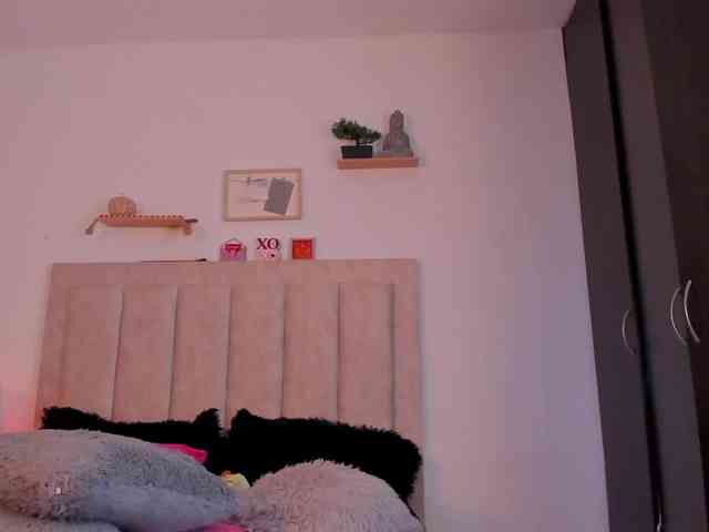 Avaline-blanc webcam