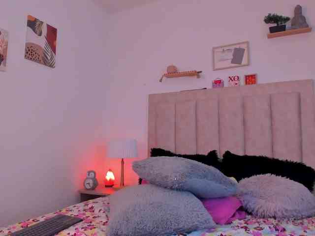 Avaline-blanc webcam