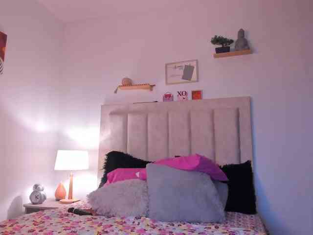 Avaline-blanc webcam