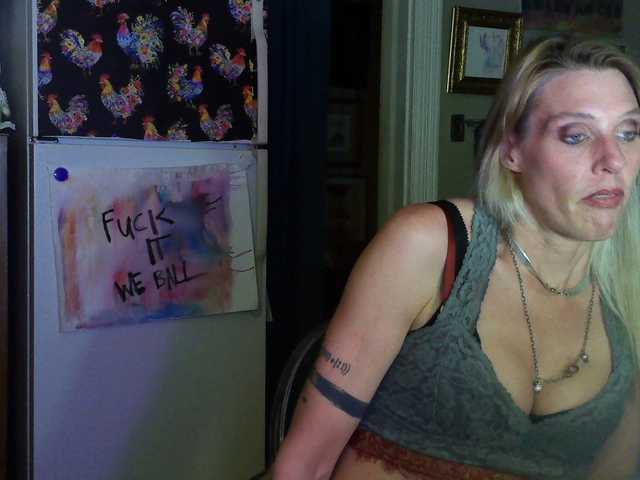 mylfGlama's BongaCams show and profile