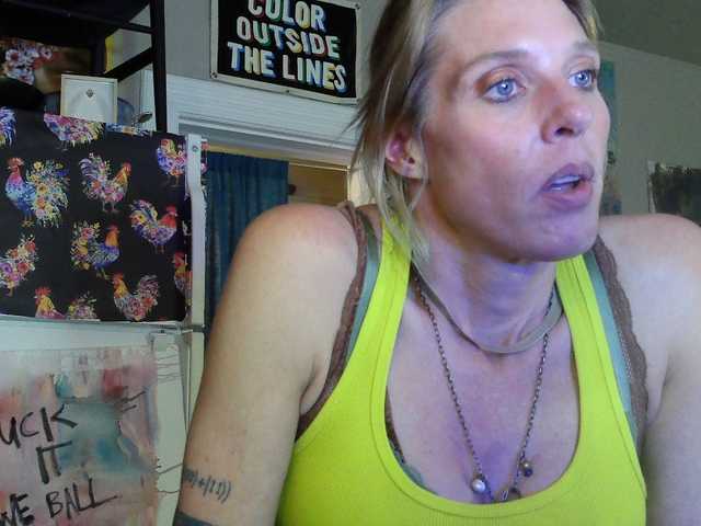 mylfGlama's BongaCams show and profile