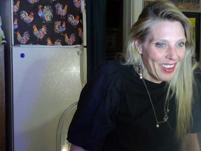 mylfGlama's BongaCams show and profile