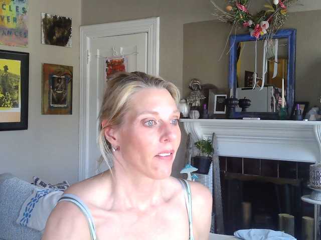 mylfGlama's BongaCams show and profile