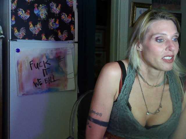 mylfGlama's BongaCams show and profile