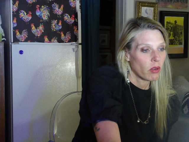 mylfGlama's BongaCams show and profile