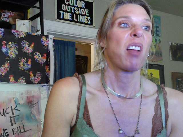 mylfGlama's BongaCams show and profile