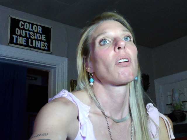 mylfGlama's BongaCams show and profile