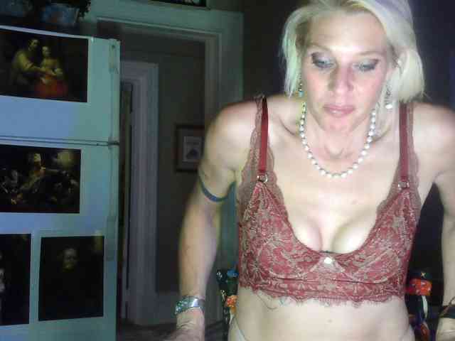 mylfGlama webcam