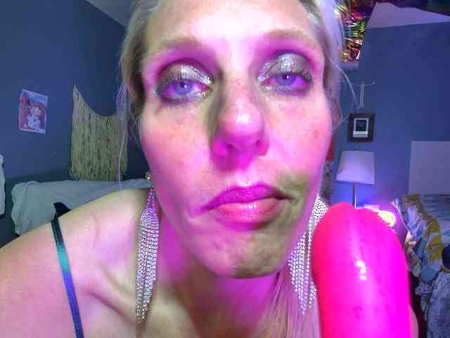 mylfGlama webcam