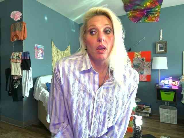 mylfGlama webcam
