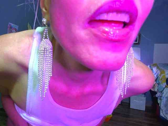 mylfGlama webcam