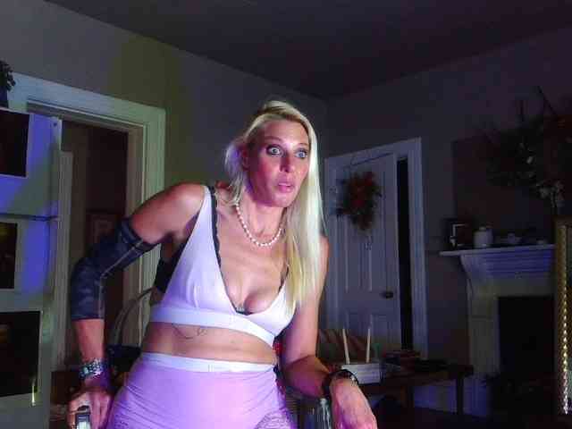 mylfGlama webcam